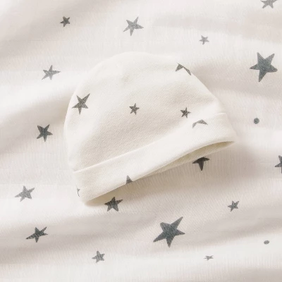 Hospital Muslin Swaddle Baby Blanket And Hat Gift Set - Cream And Gray Stars - 2pk - Cloud Island™ 2 Hospital Muslin Swaddle Baby Blanket And Hat Gift Set - Cream And Gray Stars - 2pk - Cloud Island™ - Image 2
