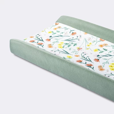Wipeable Changing Pad Cover - Garden Floral - Cloud Island™ 3 Wipeable Changing Pad Cover - Garden Floral - Cloud Island™ - Image 3