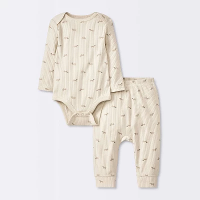 Baby 2pc Weiner Dogs Wide Ribbed Top & Bottom Set - Cloud Island™ Khaki 4 Baby 2pc Weiner Dogs Wide Ribbed Top & Bottom Set - Cloud Island™ Khaki - Image 4